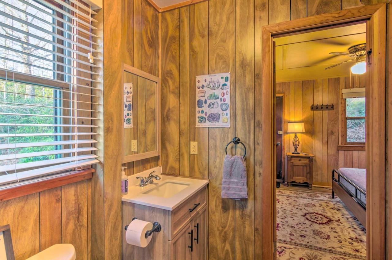 Peaceful Spruce Pine Cabin On 8 Acres With 2 Decks! Esterno foto